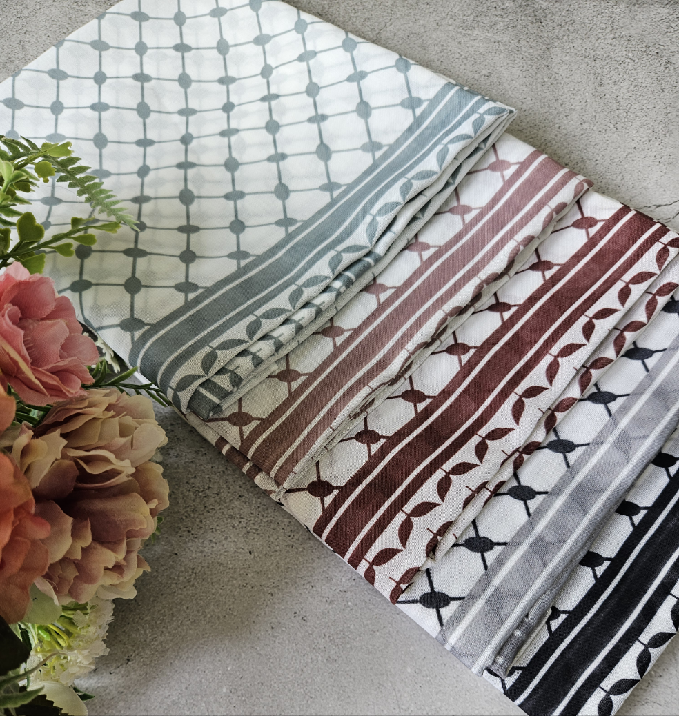 Keffiyeh Hijab/Shawl â Kay collection